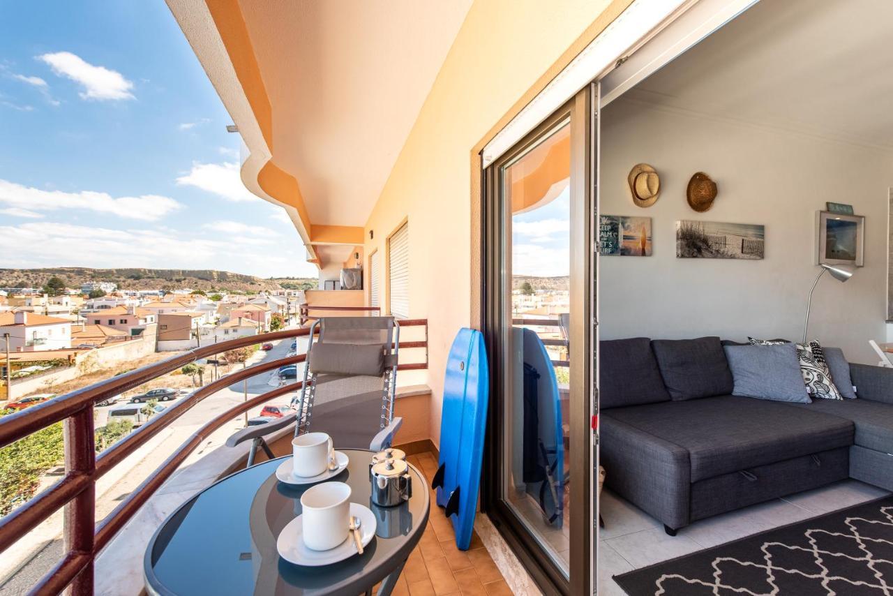 The View - Sea, Surf And Lisbon Apartment Costa da Caparica Bagian luar foto