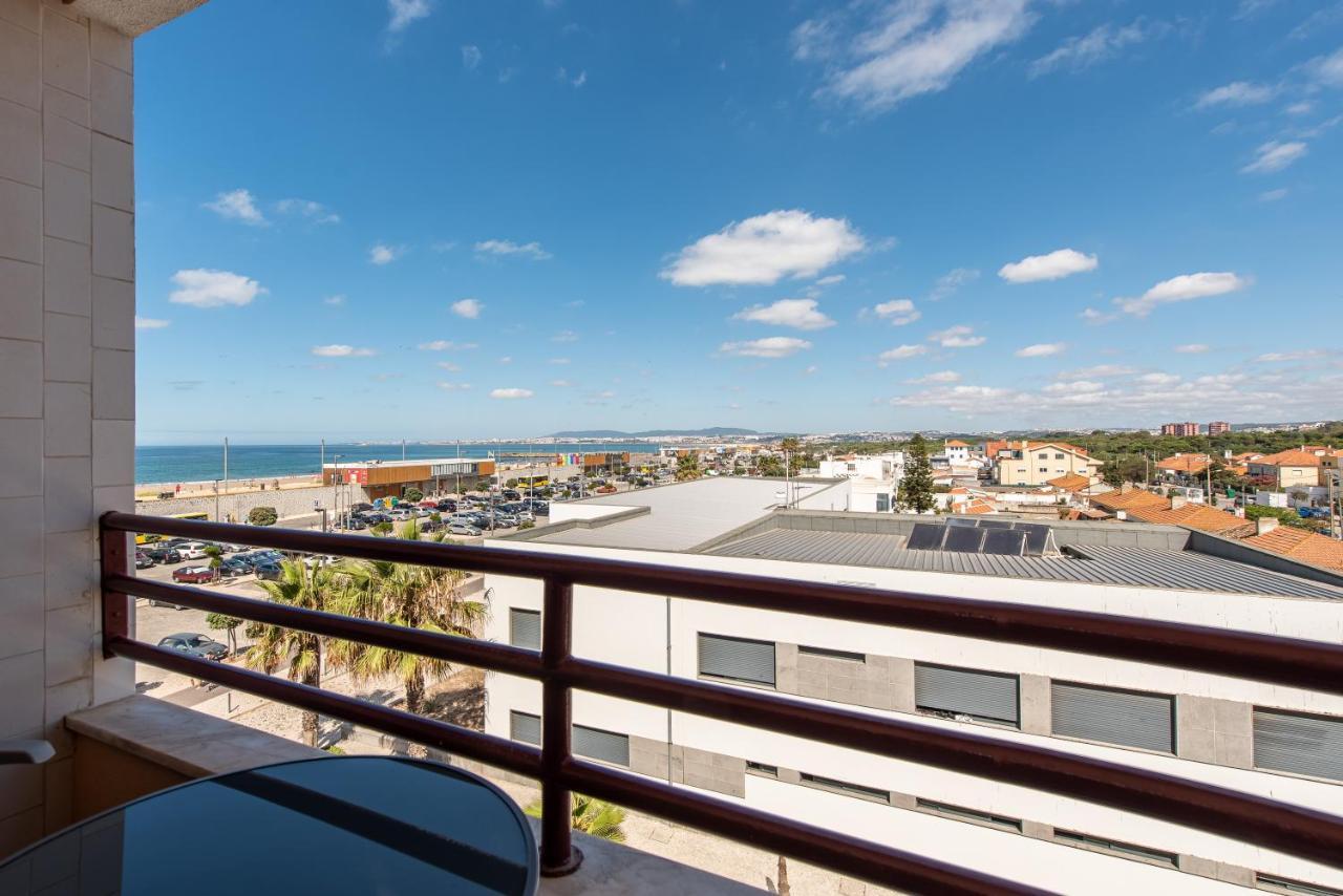 The View - Sea, Surf And Lisbon Apartment Costa da Caparica Bagian luar foto