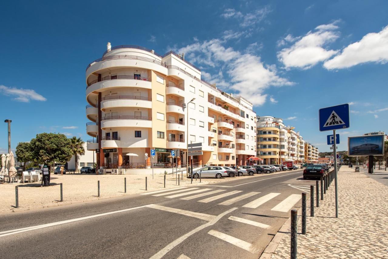 The View - Sea, Surf And Lisbon Apartment Costa da Caparica Bagian luar foto