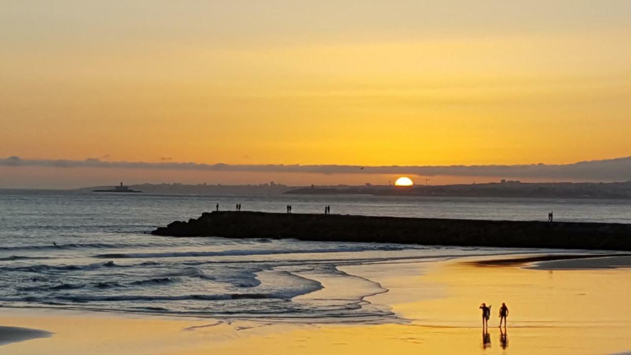 The View - Sea, Surf And Lisbon Apartment Costa da Caparica Bagian luar foto